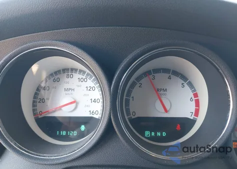 2008 Dodge Magnum R/T из США, поврежденный, VIN 2D4GV57248H223558